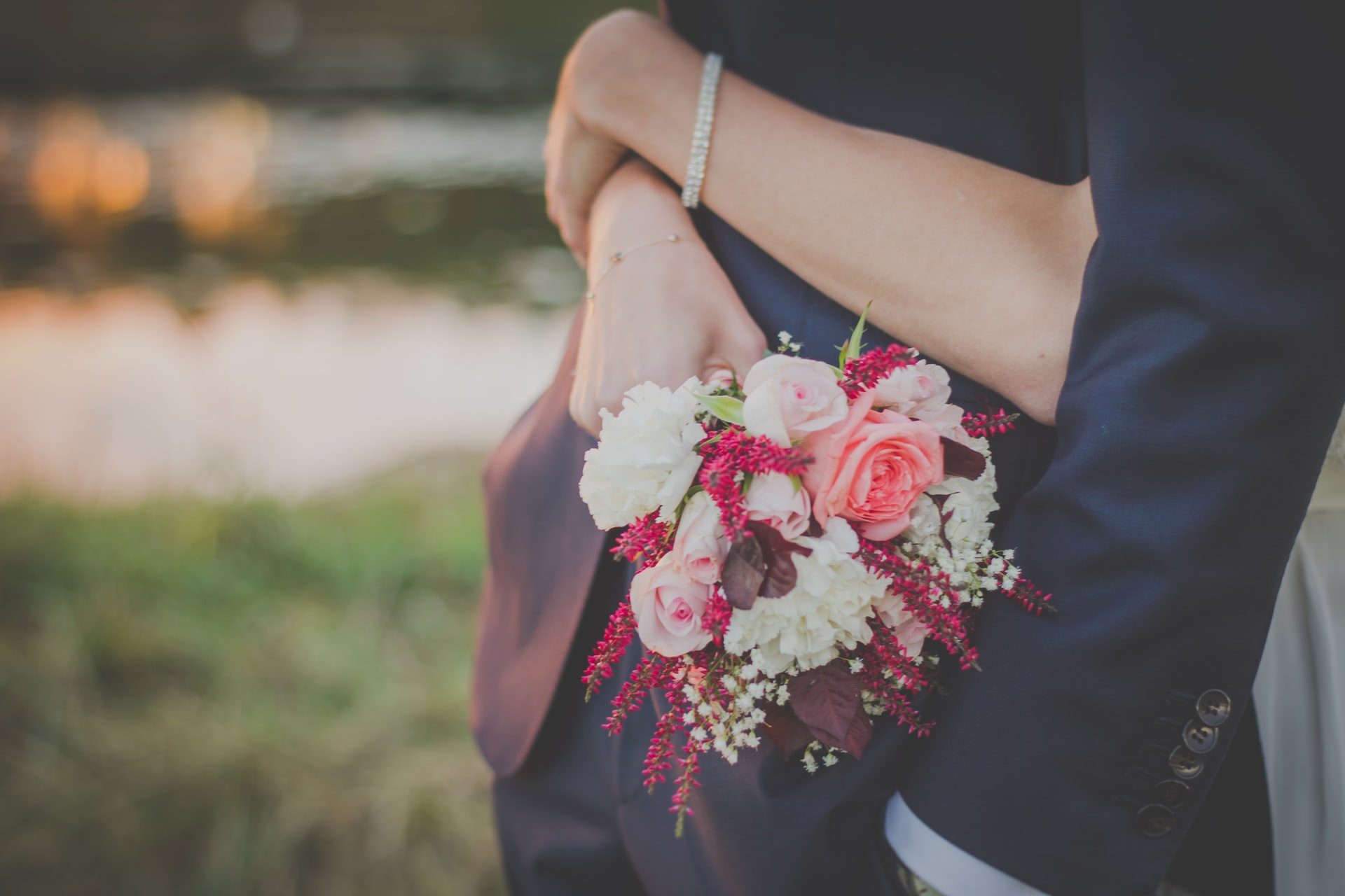 AMAZING FLOWER ARRANGMENTS TO GIVE AS A PRESENT